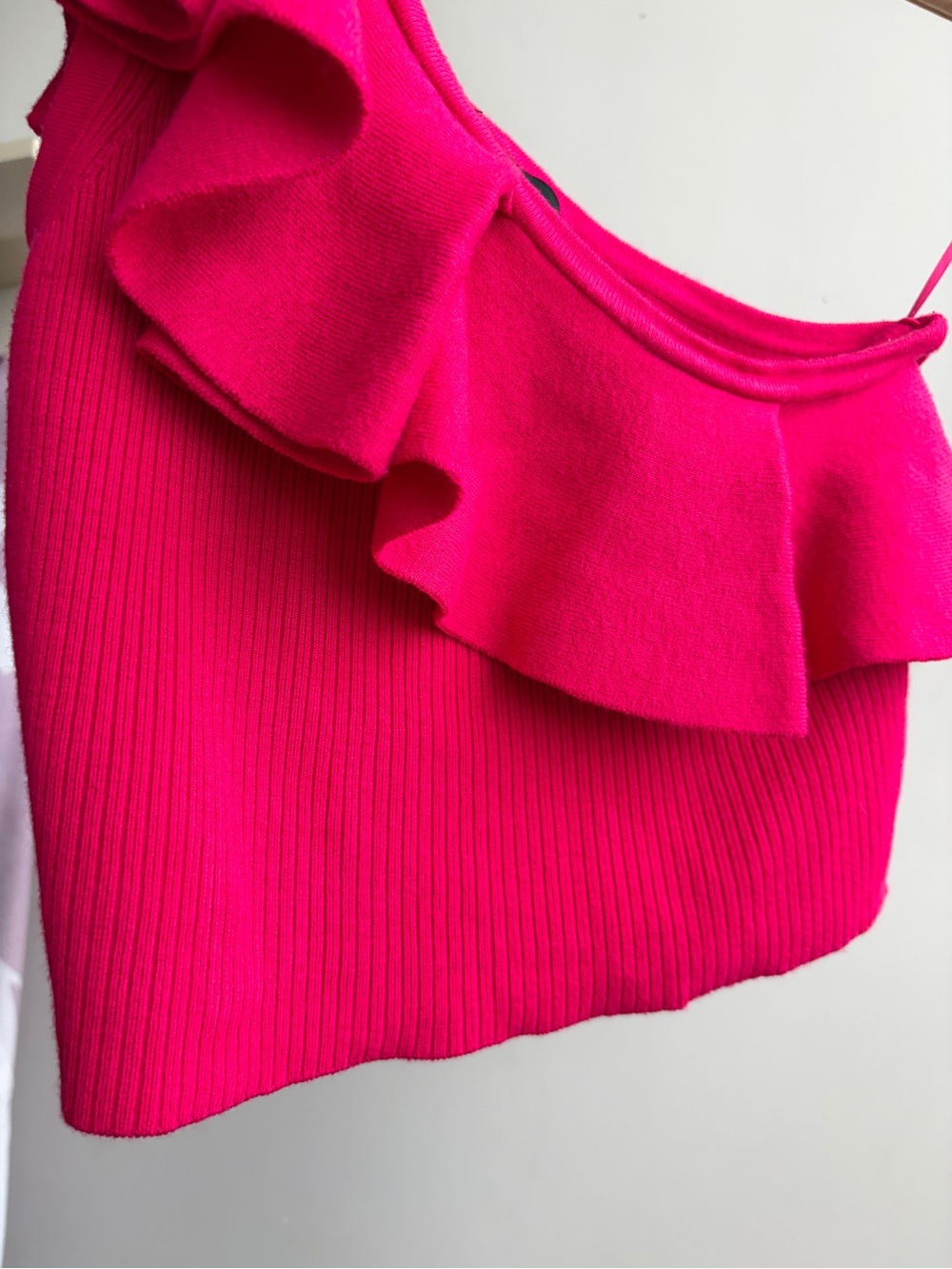 BNWT Express Hot Pink One-Shoulder Ruffle Crop Top